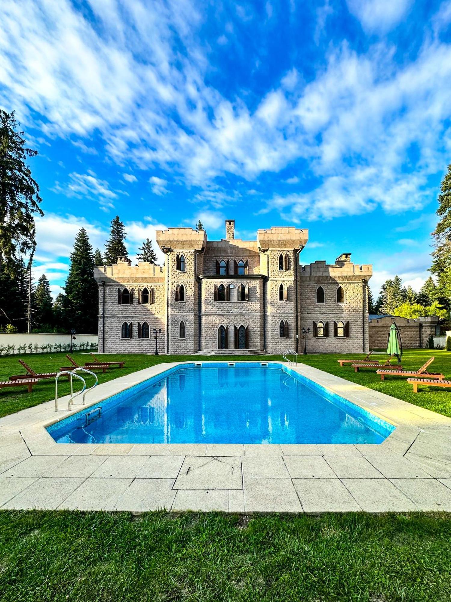 The Castle - Your Unique Way Of Retreat Borovec Kültér fotó